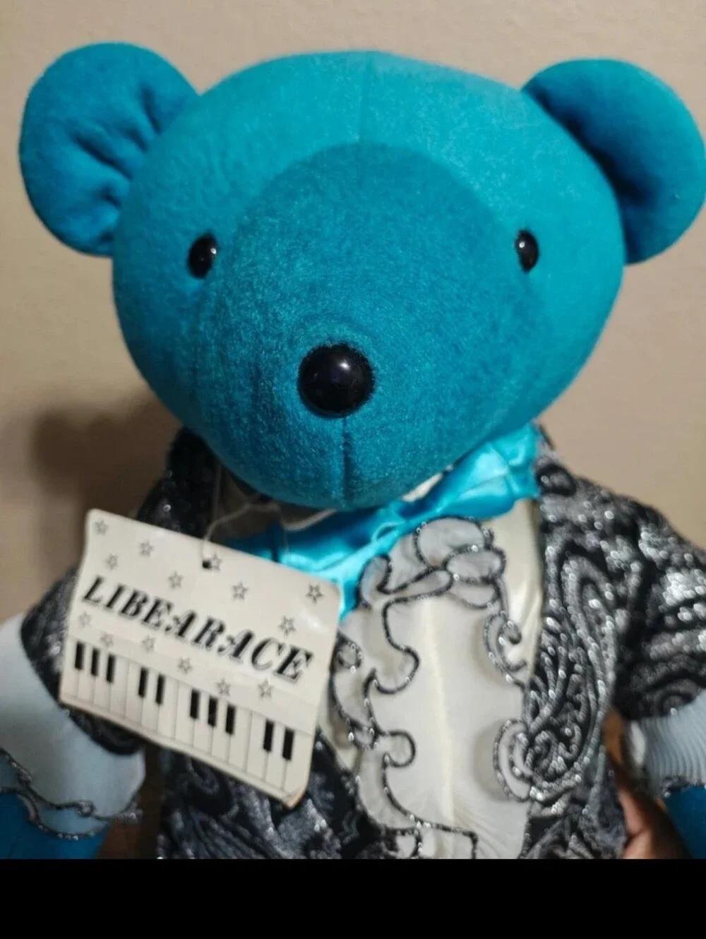 1985 North American Bear Company Rare Retired